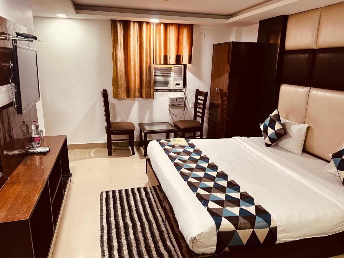 Hotel Krone A Family Hotel Near Igi Airport Delhi Neu-Delhi Exterior foto