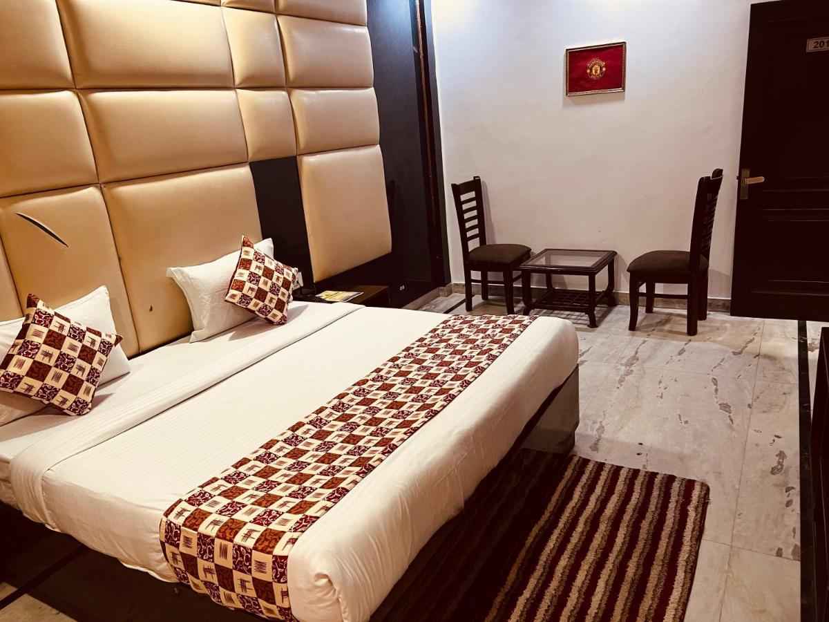 Hotel Krone A Family Hotel Near Igi Airport Delhi Neu-Delhi Exterior foto