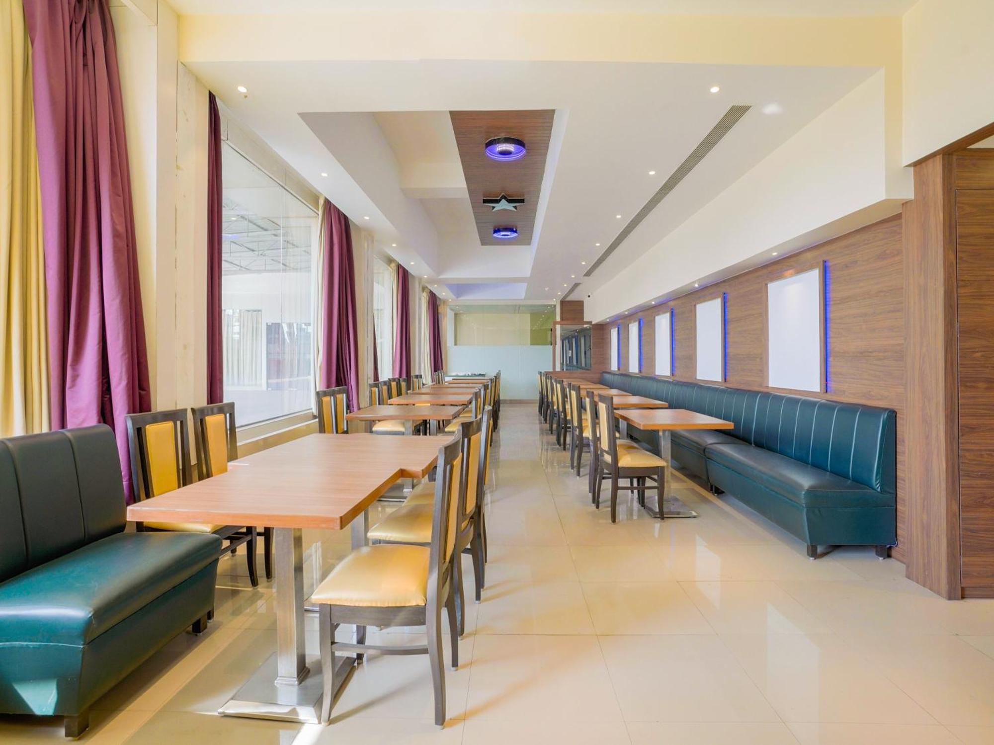 Hotel Krone A Family Hotel Near Igi Airport Delhi Neu-Delhi Exterior foto
